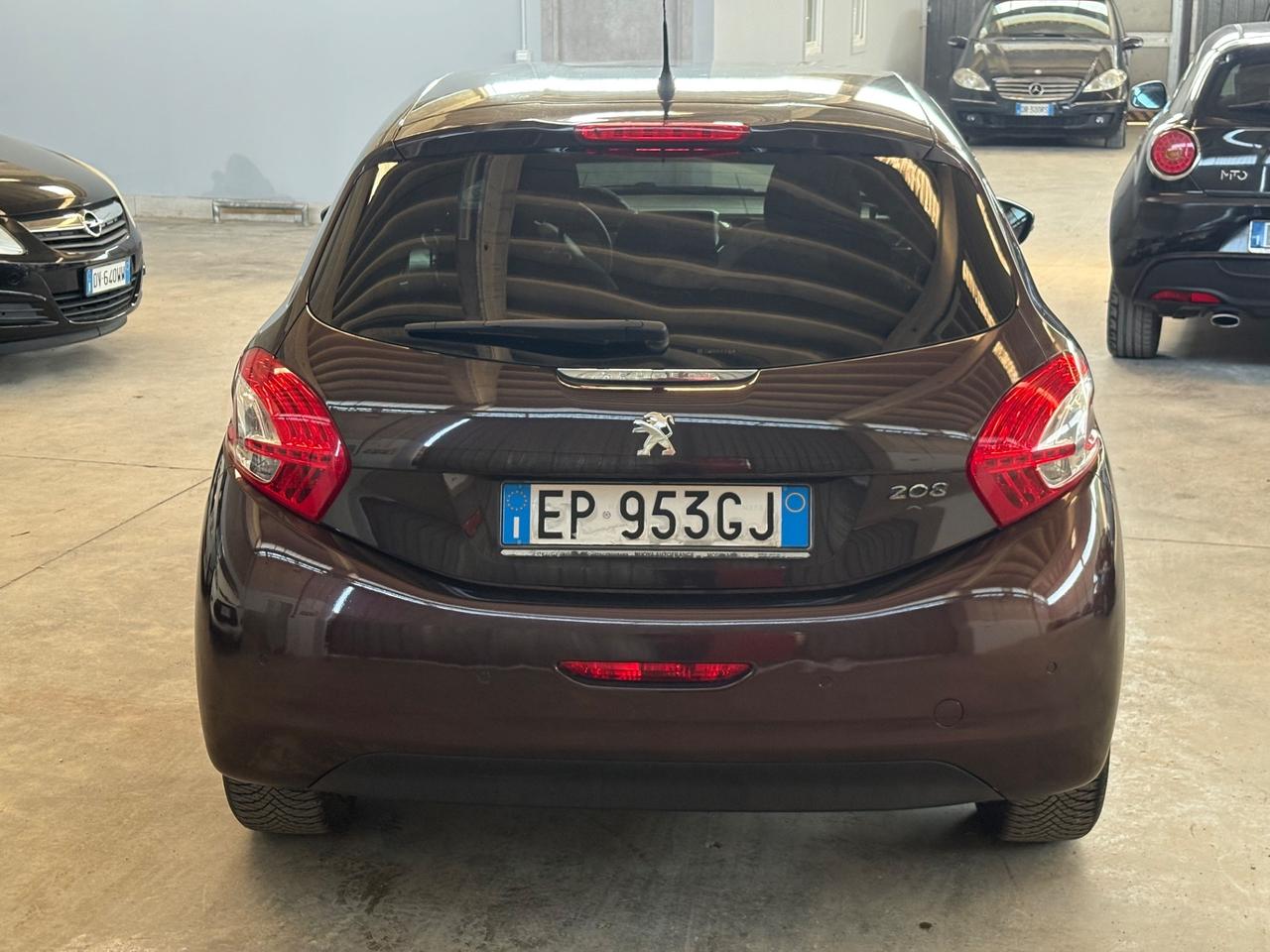 Peugeot 208 1.6 VTi 120 CV 5 porte Allure