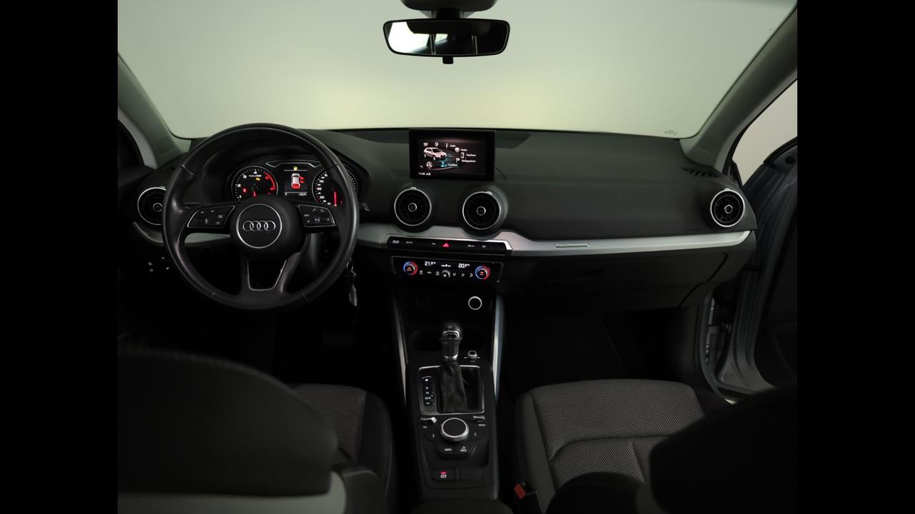 AUDI Q2 I 2017 - Q2 30 1.6 tdi Admired s-tronic