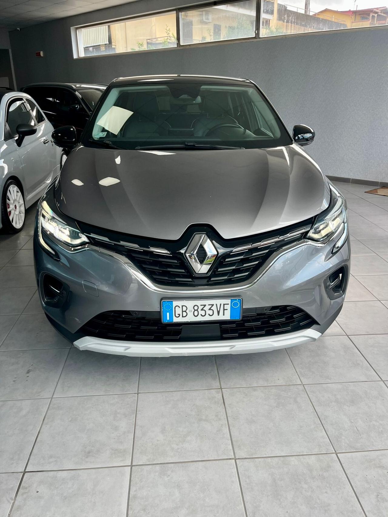 Renault Captur Plug-in Hybrid E-Tech 160 CV Intens