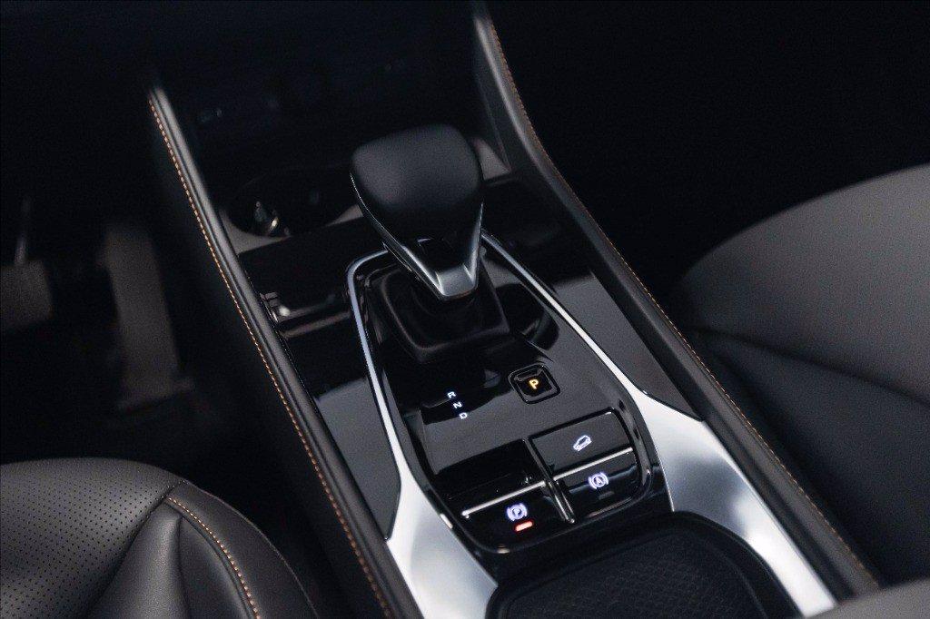 MG HS 1.5 hybrid+ Luxury auto del 2025