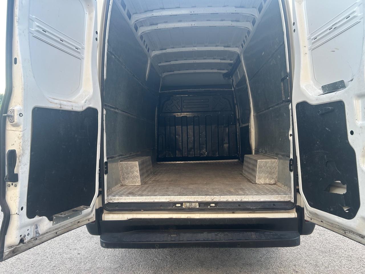 Iveco Daily 35S14V 2.3 Diesel 2021