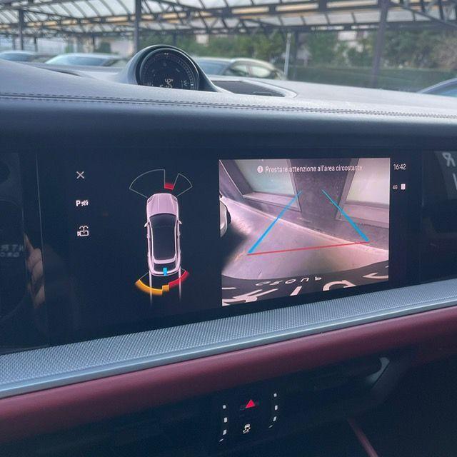 PORSCHE - Cayenne Coupe' - 3.0 V6 E-Hybrid