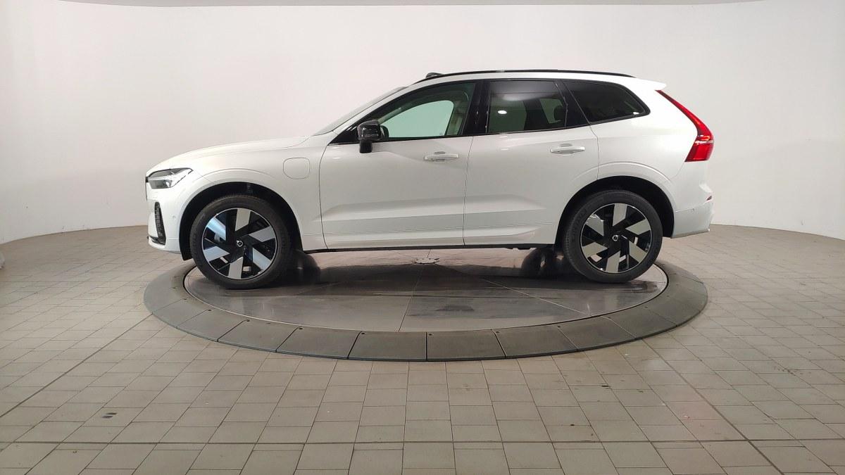 VOLVO Xc60 T6 Recharge Plug-In Hybrid Awd Aut. Ultimate Dark