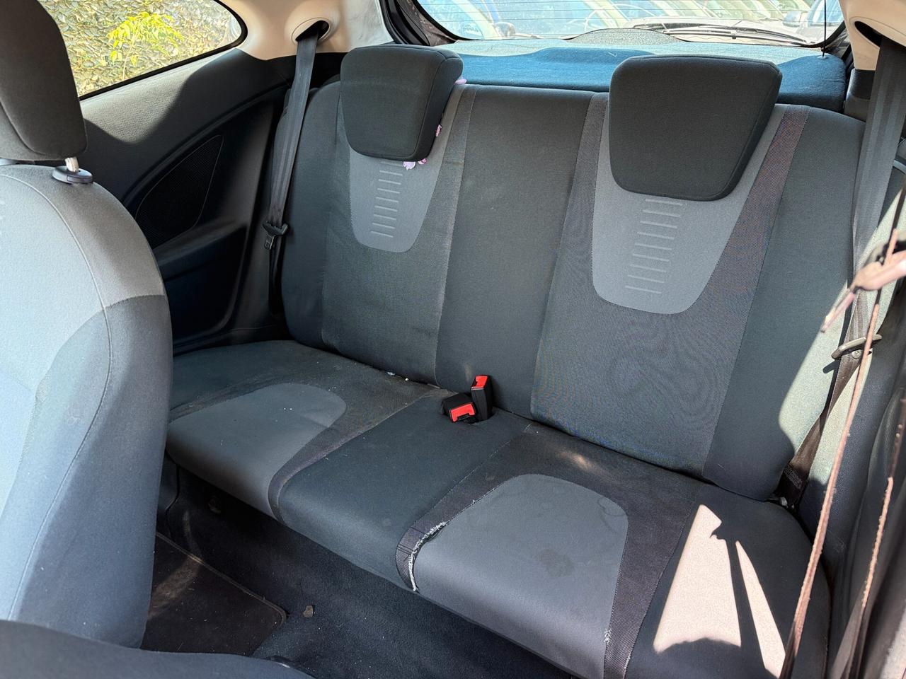 Ford Ka 1.3 TDCi 75CV Titanium