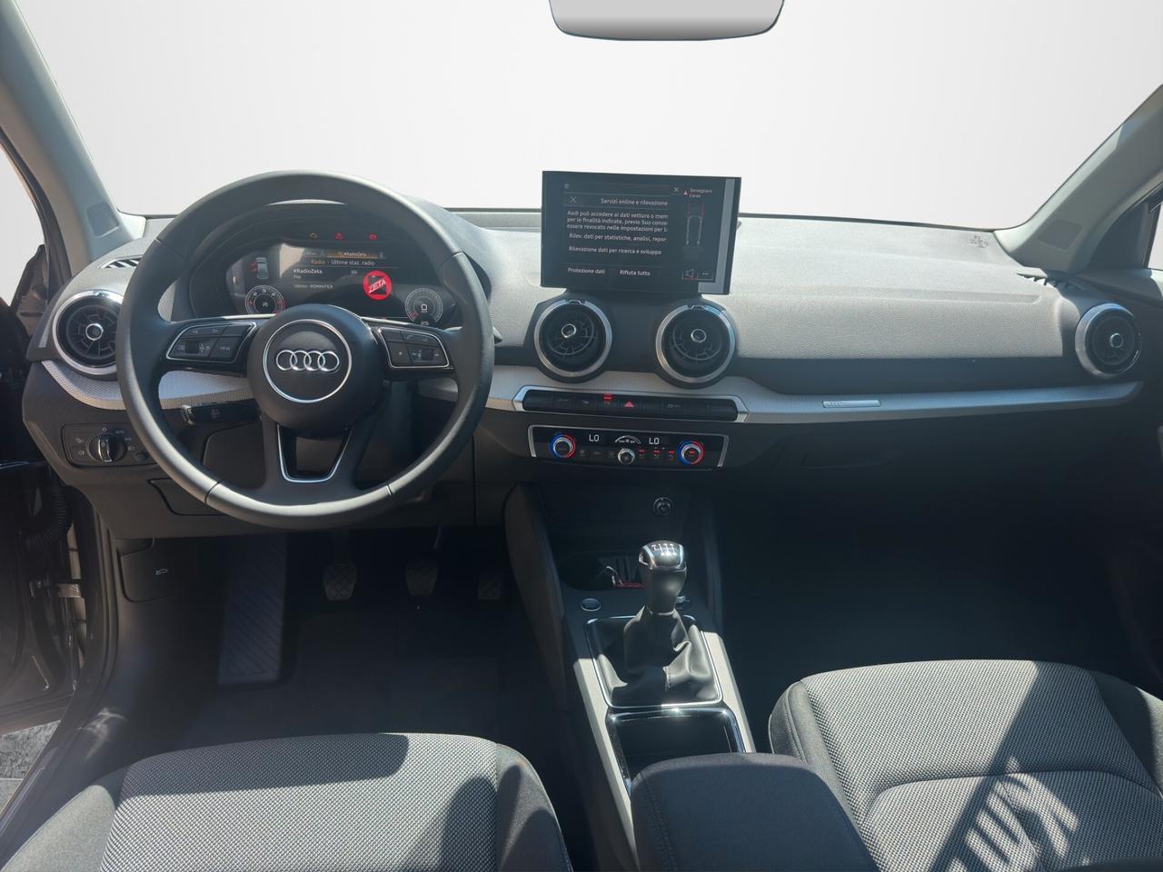 Audi Q2 30 TDI Identity Black