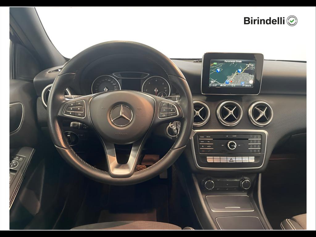 Mercedes-Benz Classe A (W176) - A 180 d Automatic Sport