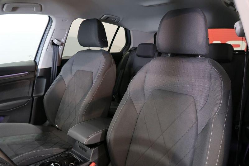 Volkswagen Golf 1.5 tsi Style 130cv