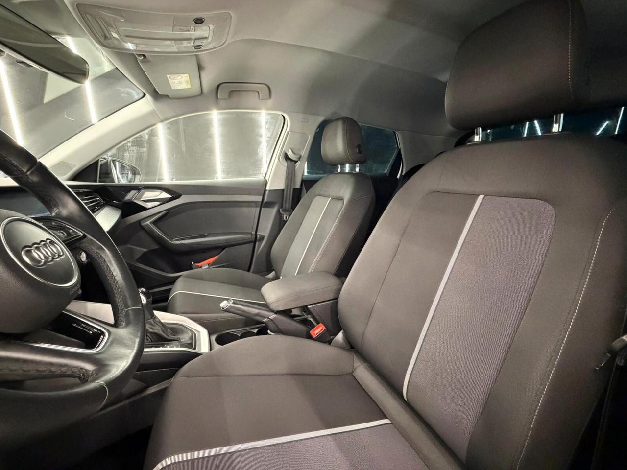 Audi A1 SPORTBACK S line edition-KM CERTIFICATI-12 MESI GARANZIA-PERMUTE