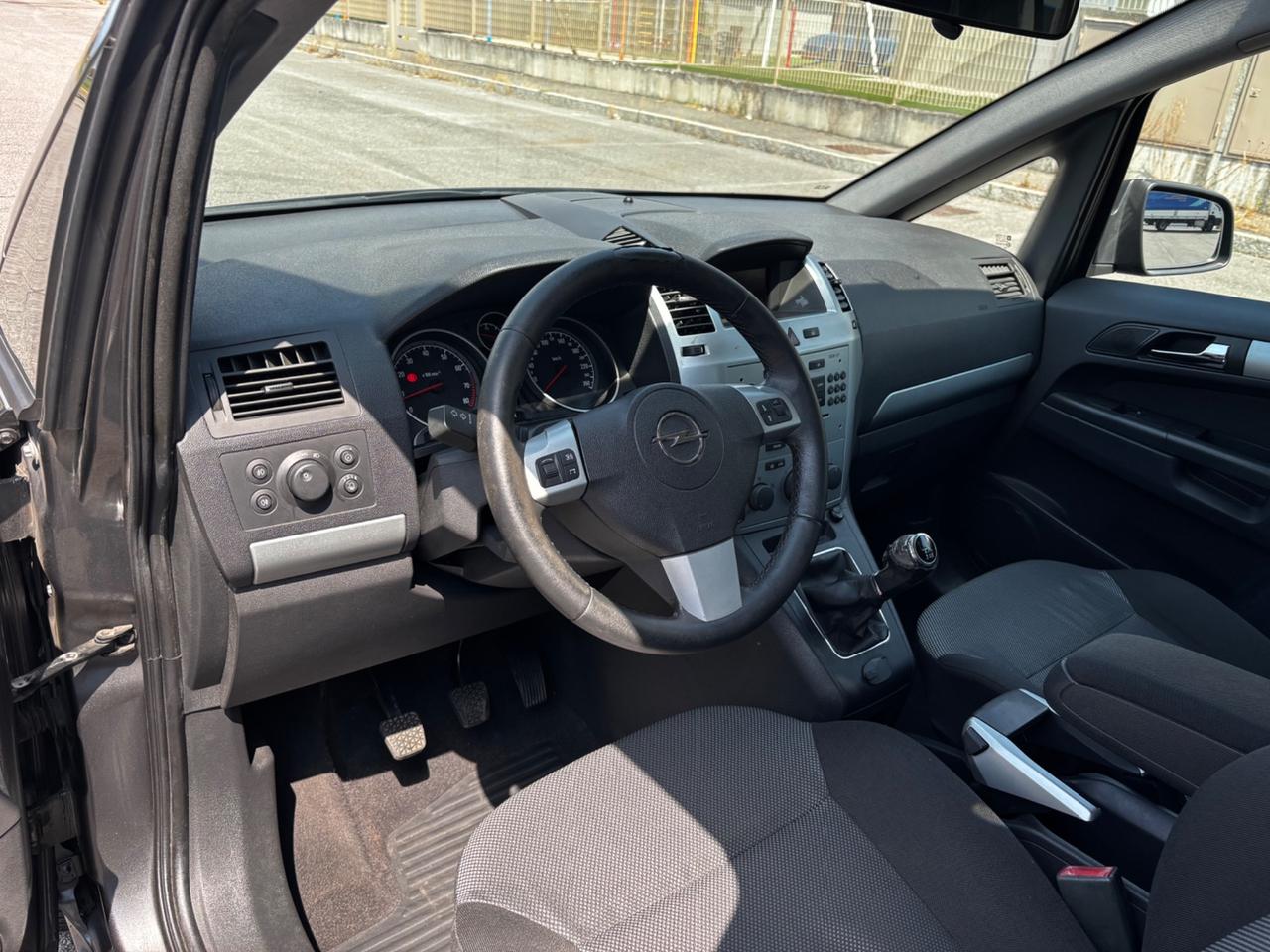 Opel Zafira 1.6 TURBO METANO 150CV,7 POSTI
