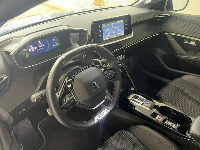 PEUGEOT 208 1.2 PureTech 100 GT
