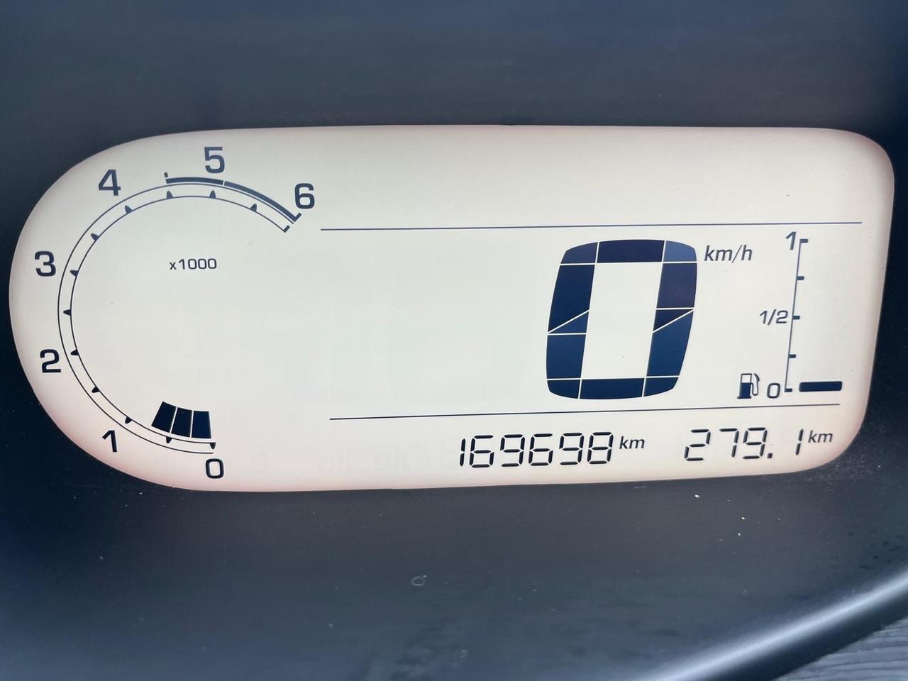 Citroen c3 Picasso-1.6 hdi-full-2015