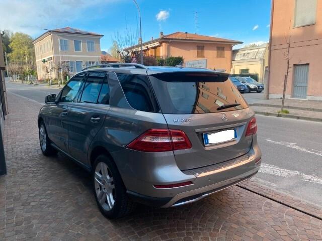 Mercedes-Benz ML 250 Bluetec 4Matic Sport