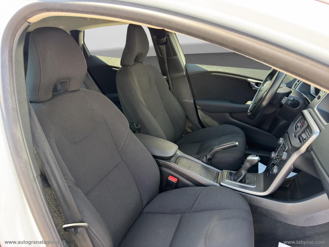 VOLVO V40 D2 Momentum BELLA AFFARE VERO!