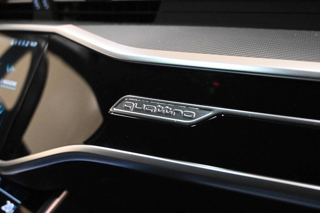 AUDI A6 5ª serie A6 Avant 40 2.0 TDI quattro u...