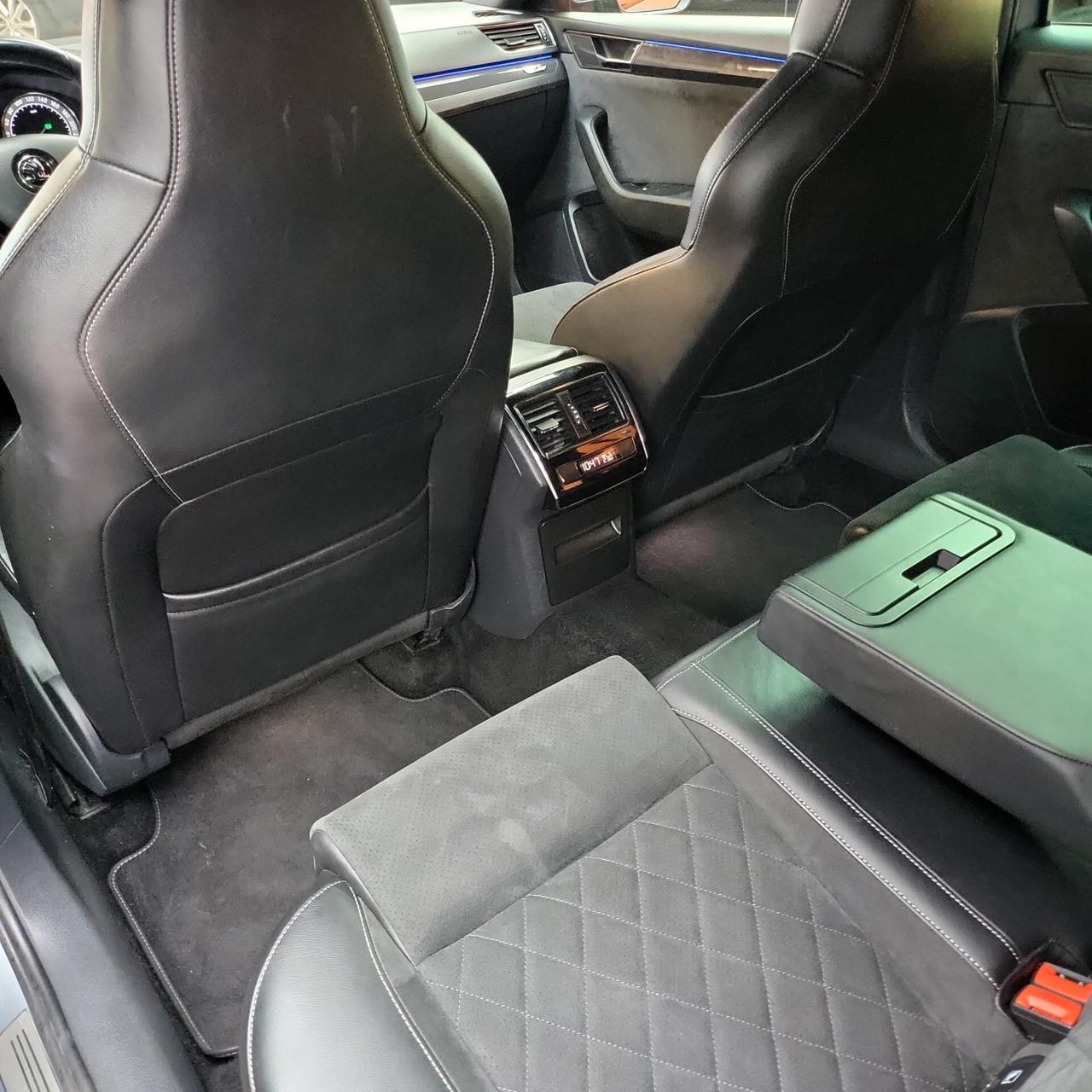 Skoda Superb Super B 2.0 TDI 190CV SCR DSG Wegon laurin&klemant-statin wagon