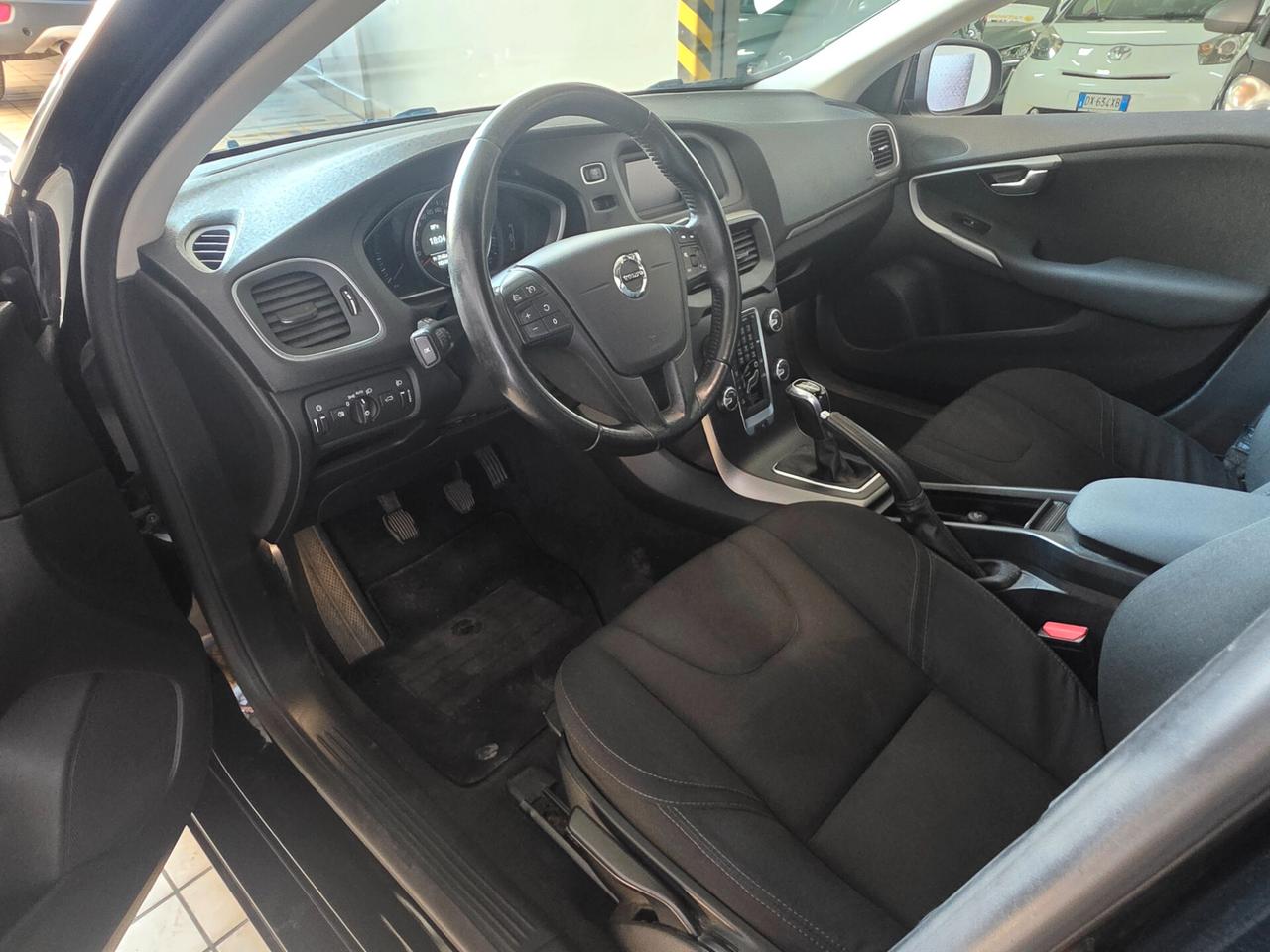 Volvo V40 D2 Momentum