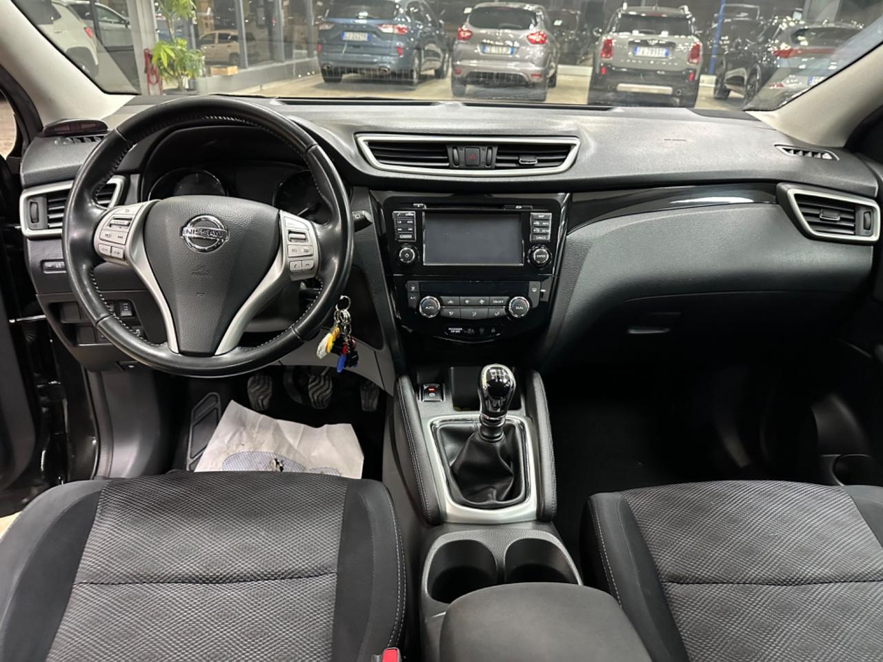 Nissan Qashqai 1.6 dCi 2WD Navi Camera Tekna 2016