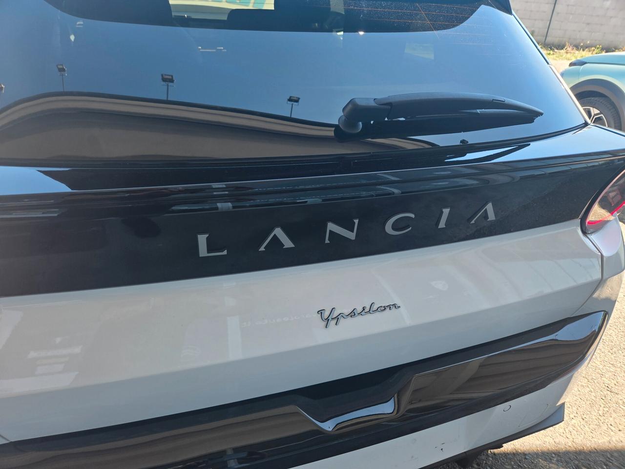 Lancia Ypsilon HYBRID 100 CV NESSUN OBBLIGO FINANZIARIO