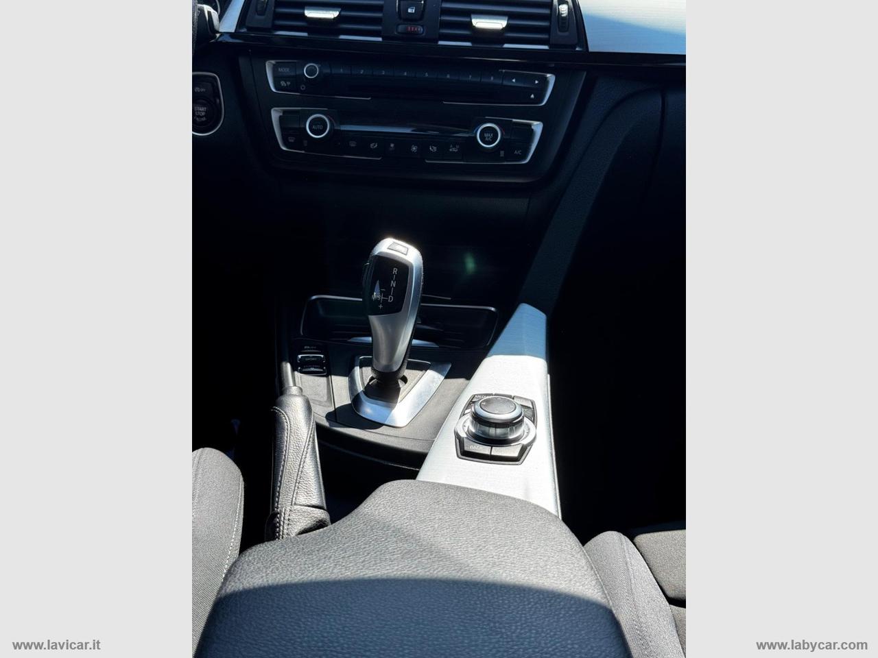 BMW 318d Touring Business Advantage