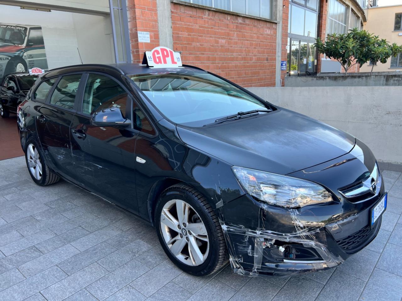 Opel Astra 1.4 Turbo 140CV 5 porte GPL Tech Elective