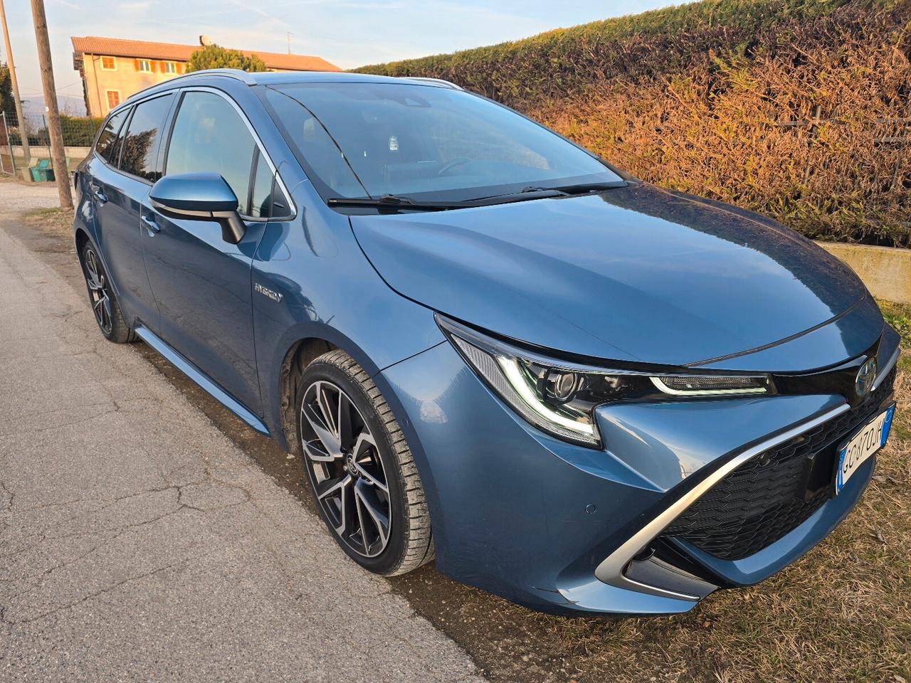 Toyota Corolla Touring Sports 2.0 Hybrid Lounge