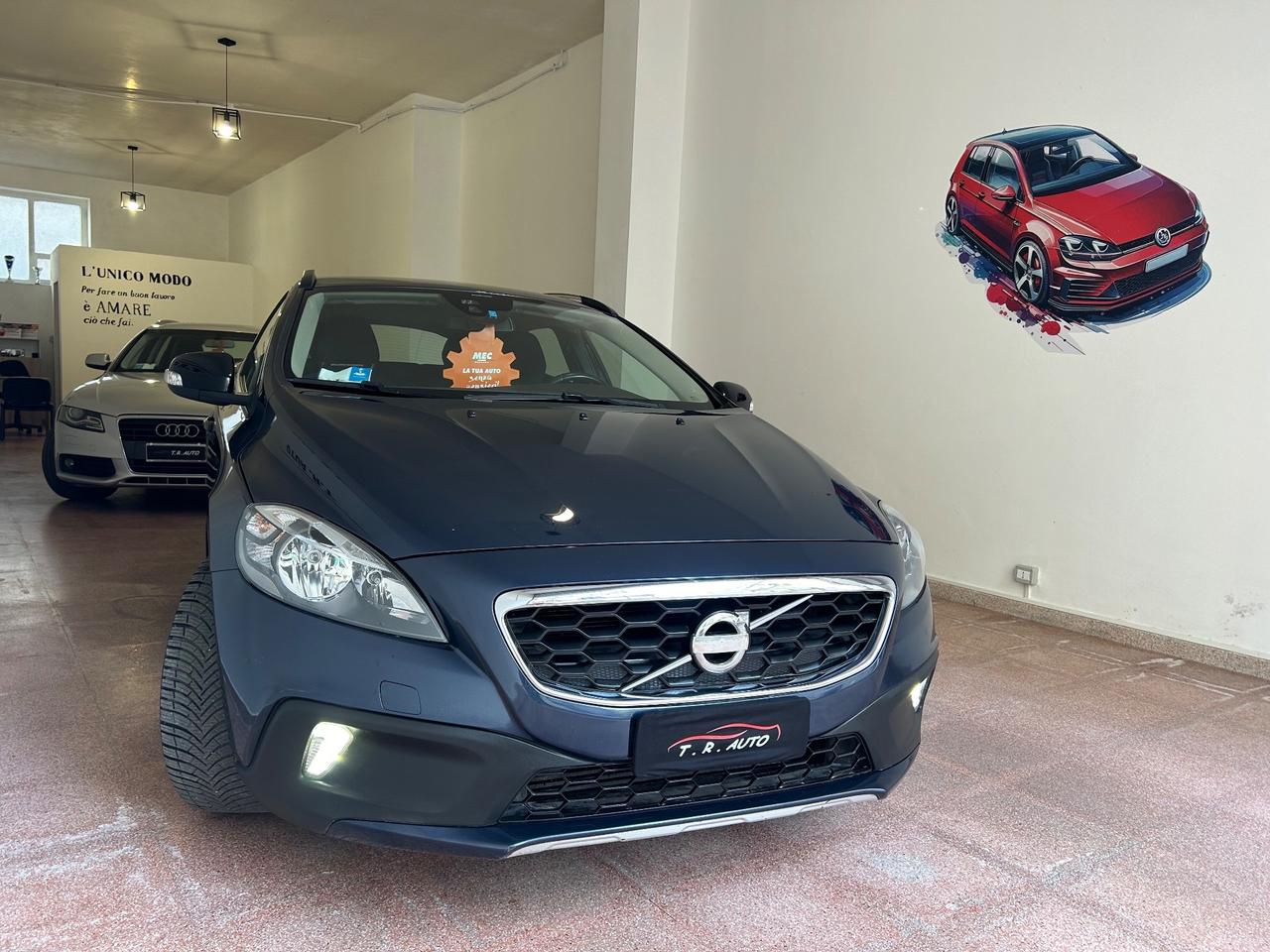 Volvo V40 D2 1.6 Cross Country Kinetic GARANZIA 12 MESI