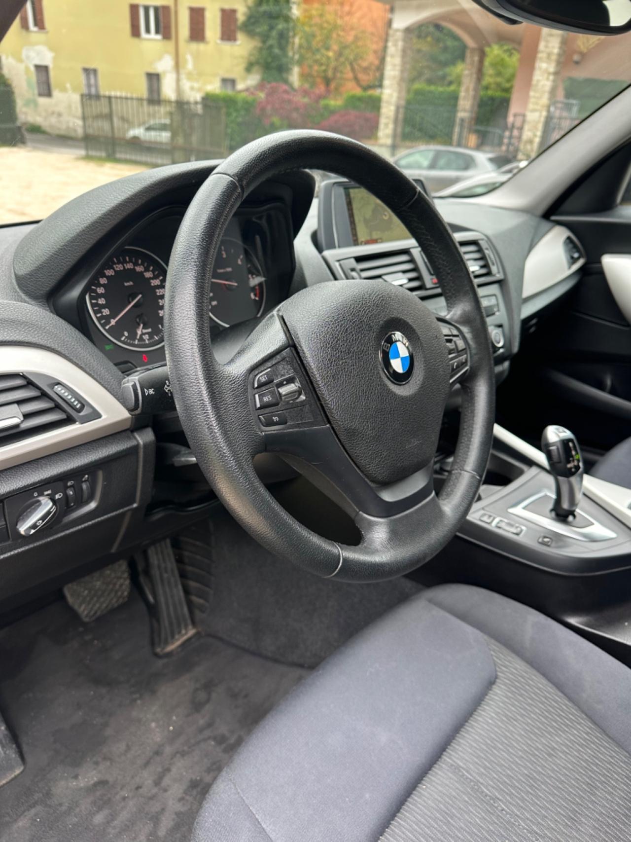Bmw 116d 5P URBAN KMCERT AUTOMAT KMCERT GARANZKA