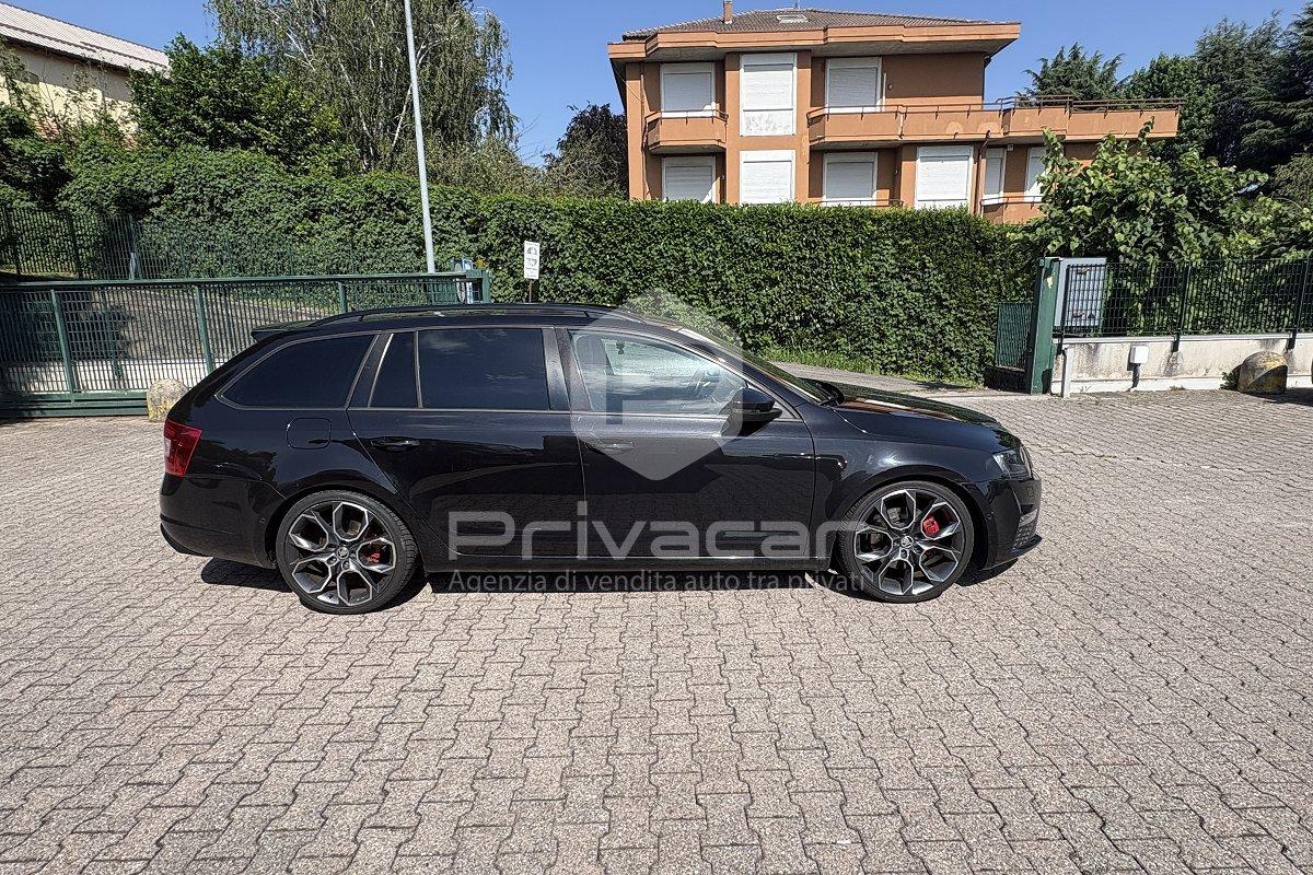 SKODA Octavia 2.0 TDI DSG Wagon RS