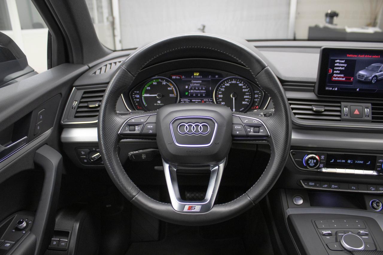 AUDI Q5 55 TFSI E QUATTRO S TRONIC S L