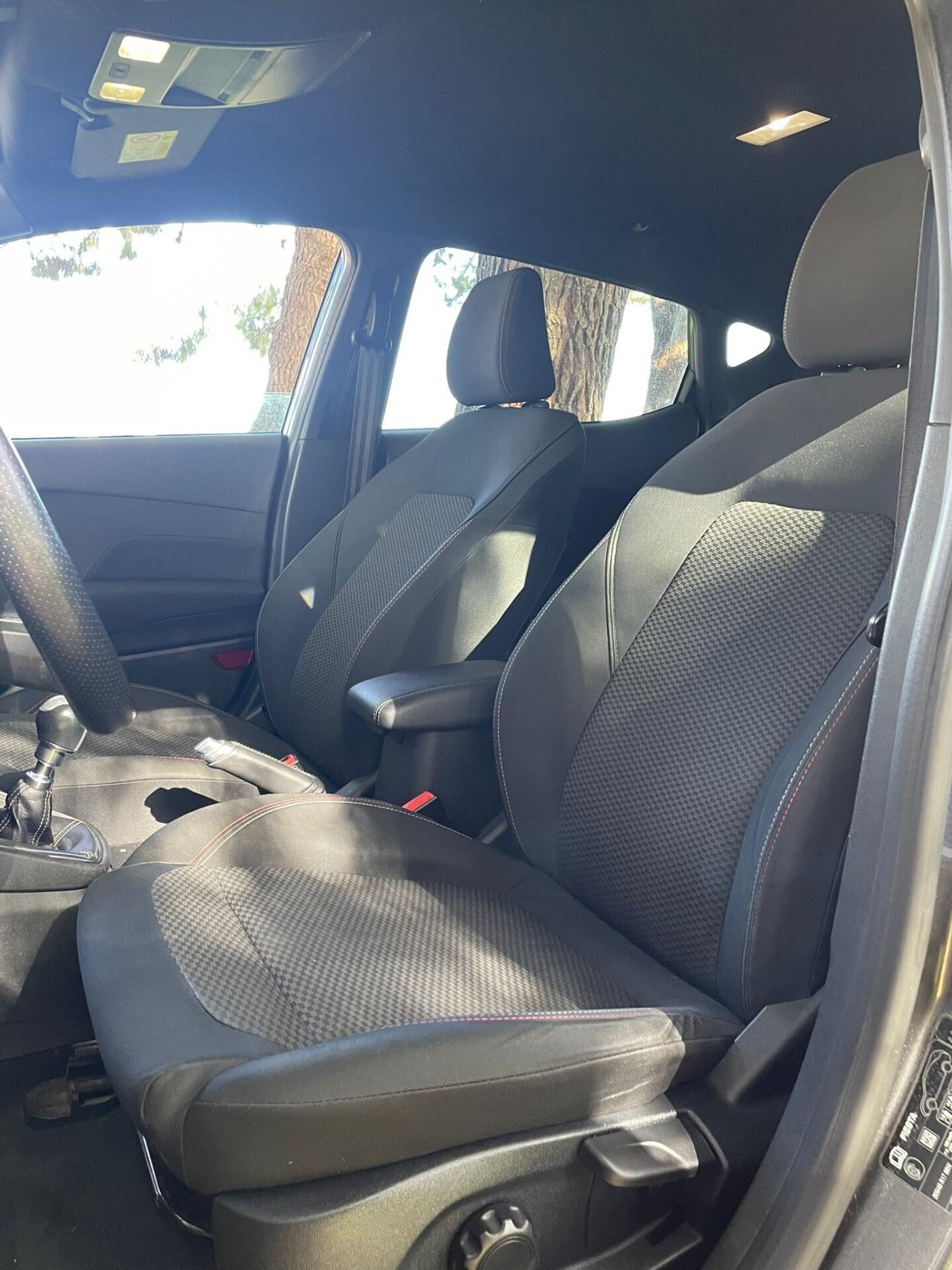 Ford Fiesta 1.5 TDCi 5 porte ST-Line