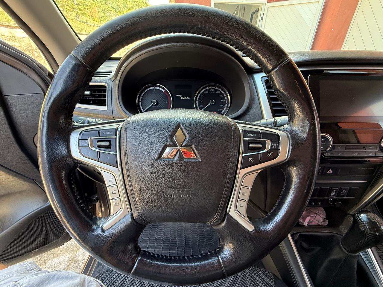 Mitsubishi L200 2.3 D Club Cab 4x4 Super Select Intense
