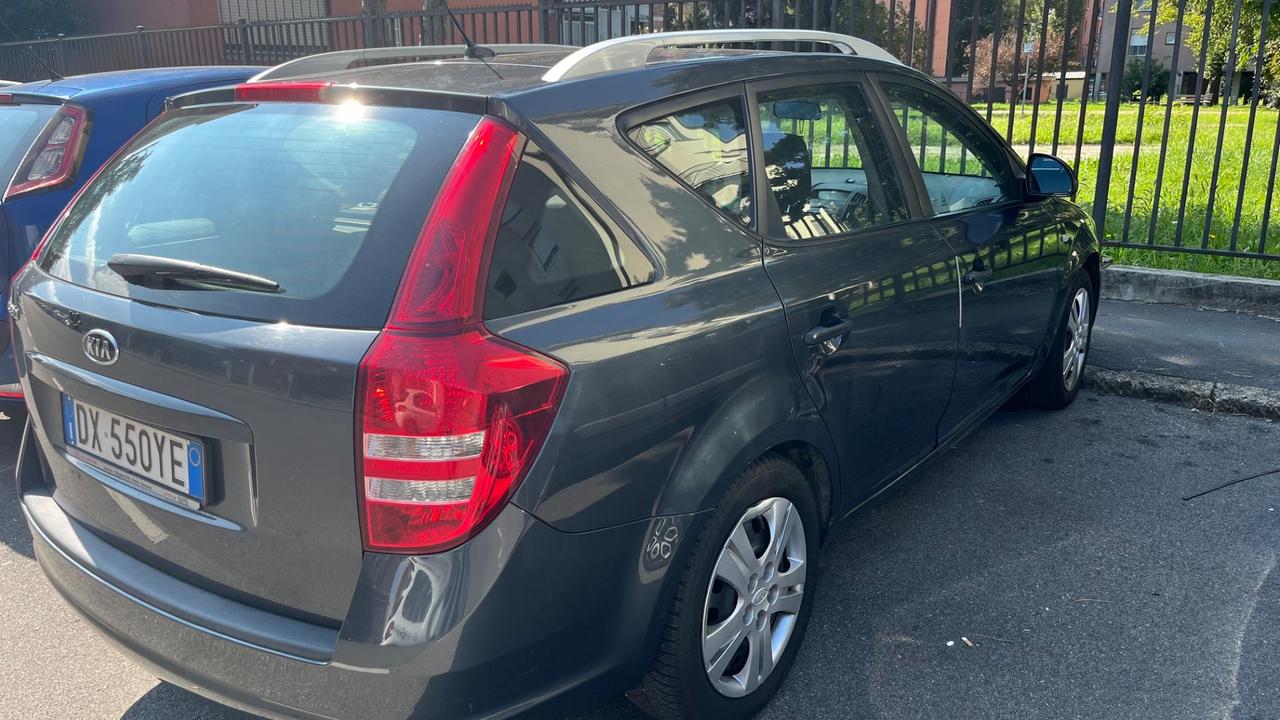 Kia Ceed cee'd Sp. Wag. 1.4 109CV LX Bi-Fuel km 32900
