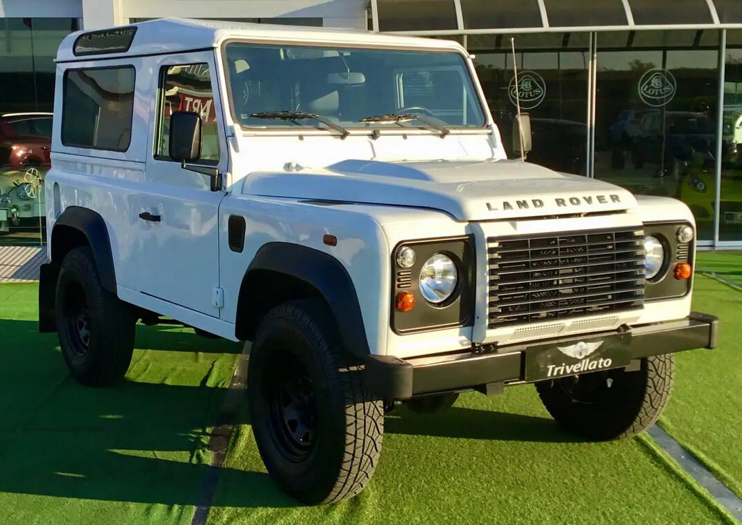 Land Rover Defender 90 2.2 TD4 Station Wagon N1