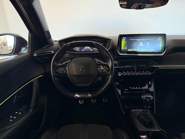 PEUGEOT 2008 PureTech 130 S&S GT Line