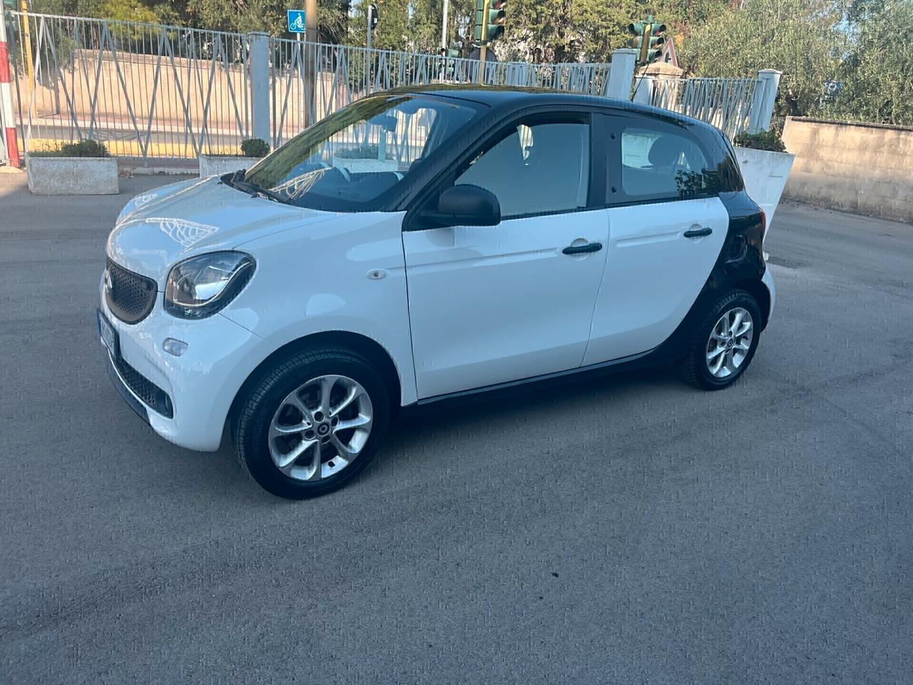 Smart ForFour 1.0 Passion 4 Porte Full