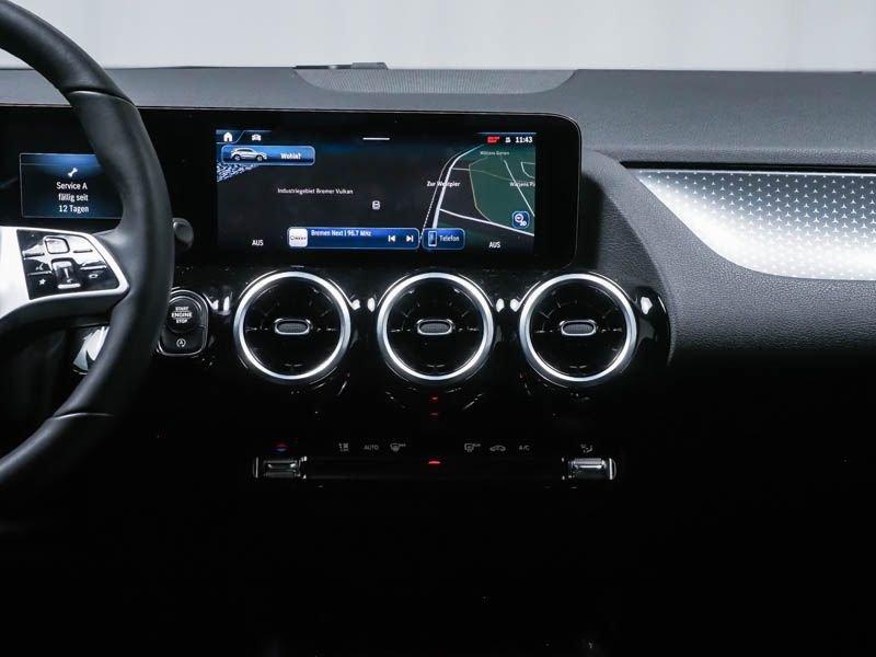 Mercedes-Benz GLA GLA 180 Automatic Progressive Advanced