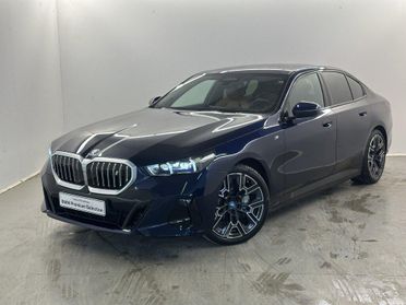 BMW i5 Berlina eDrive40