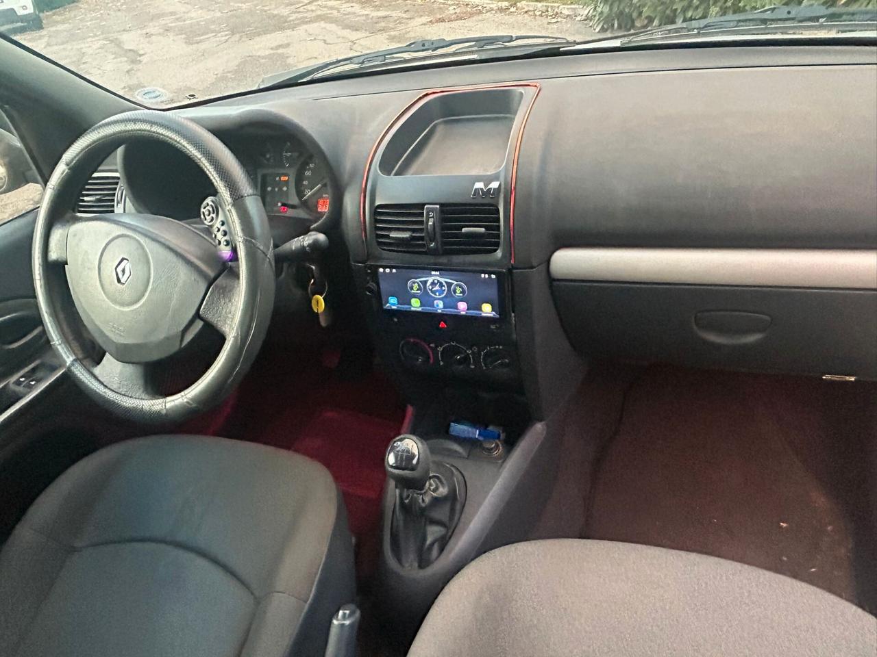 Renault Clio 1.2 16V benzina 5 porte