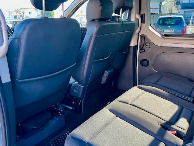 Renault Trafic 2.0 dCi 150 EDC SpaceClass L1