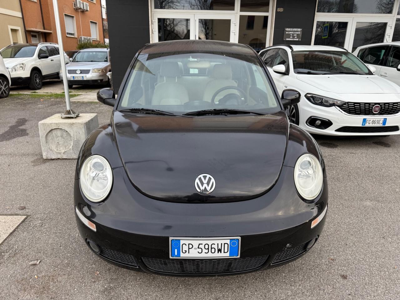 Volkswagen New Beetle 1.6