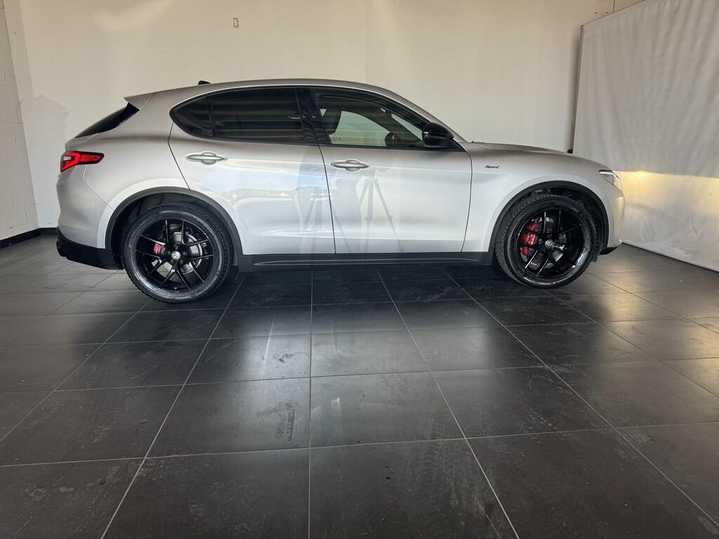 Alfa Romeo Stelvio 2.2 Turbo Sprint Q4 AT8