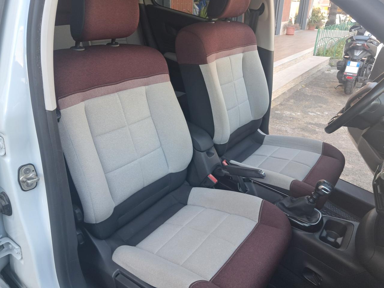 Citroen C4 Cactus BlueHDi 102 cv Shine