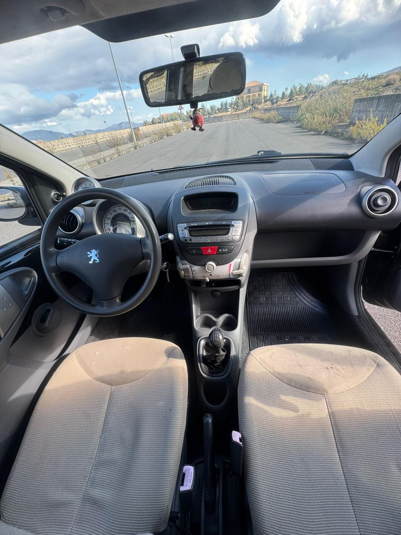 Peugeot 107 1.4 HDi 3p. Sweet Years