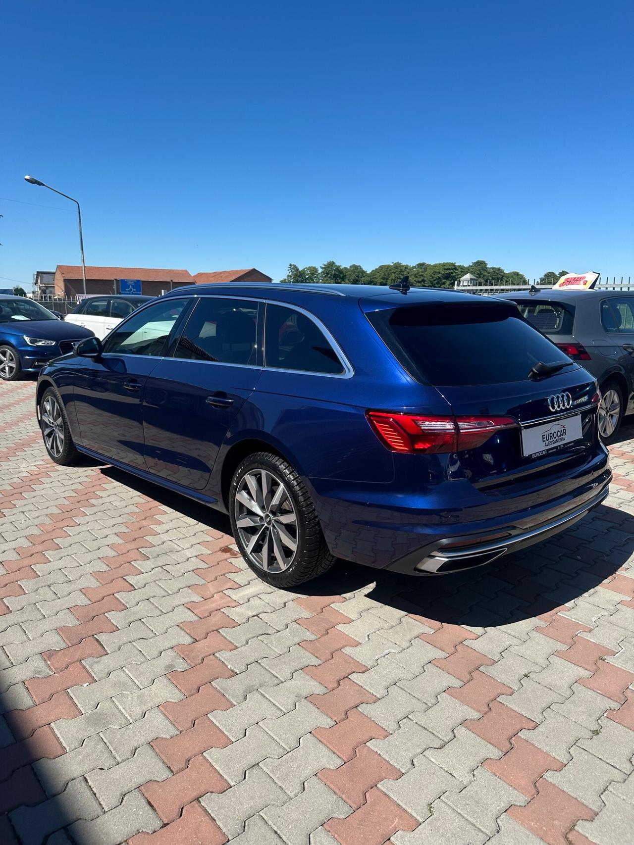 Audi A4 Avant 40 TDI quattro S tronic Business