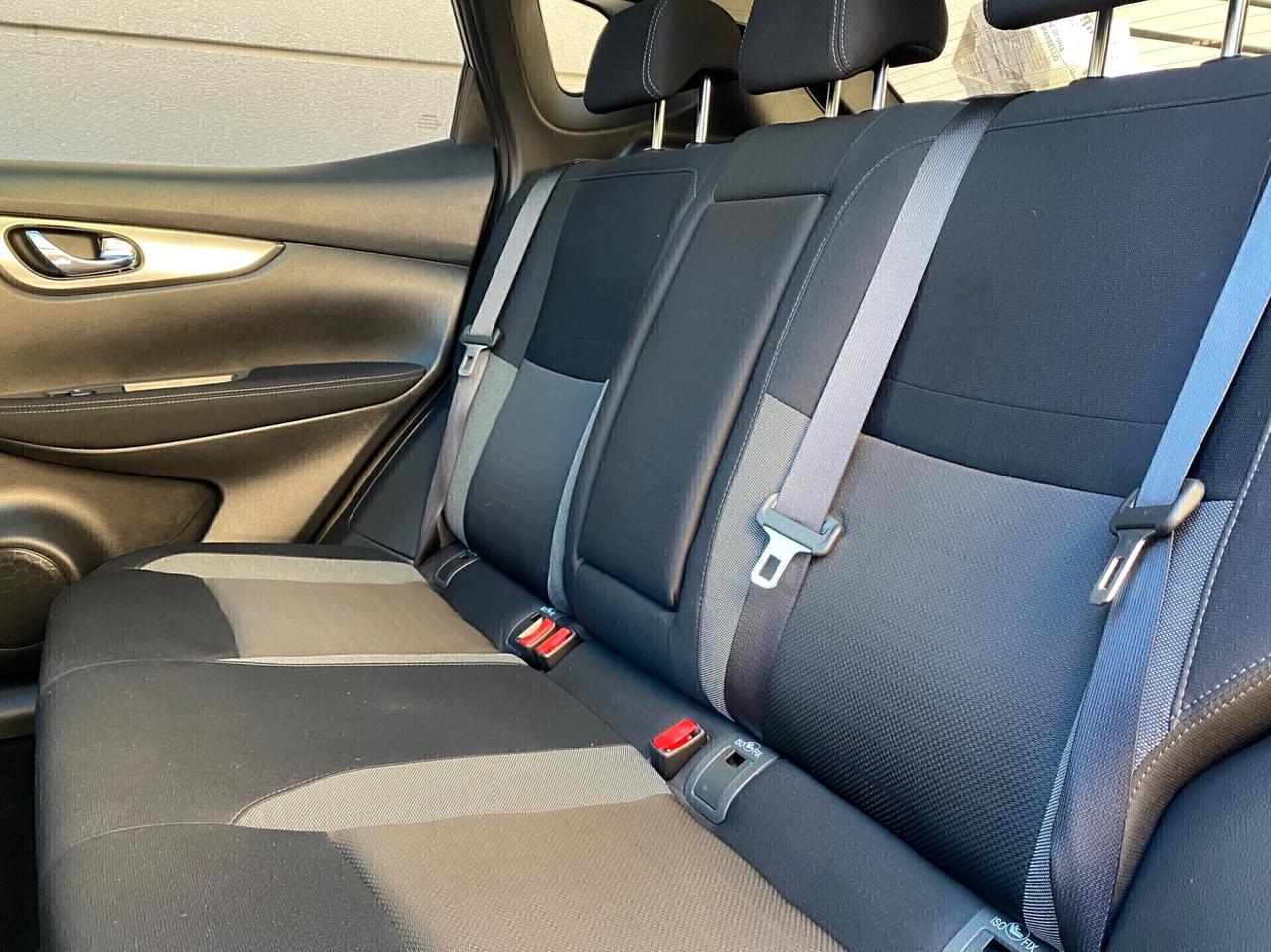 Nissan Qashqai 1.6 Automatica con tetto panoramico