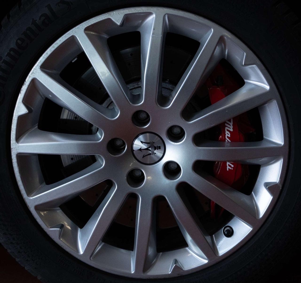 Maserati Ghibli 330 CV MHEV GT