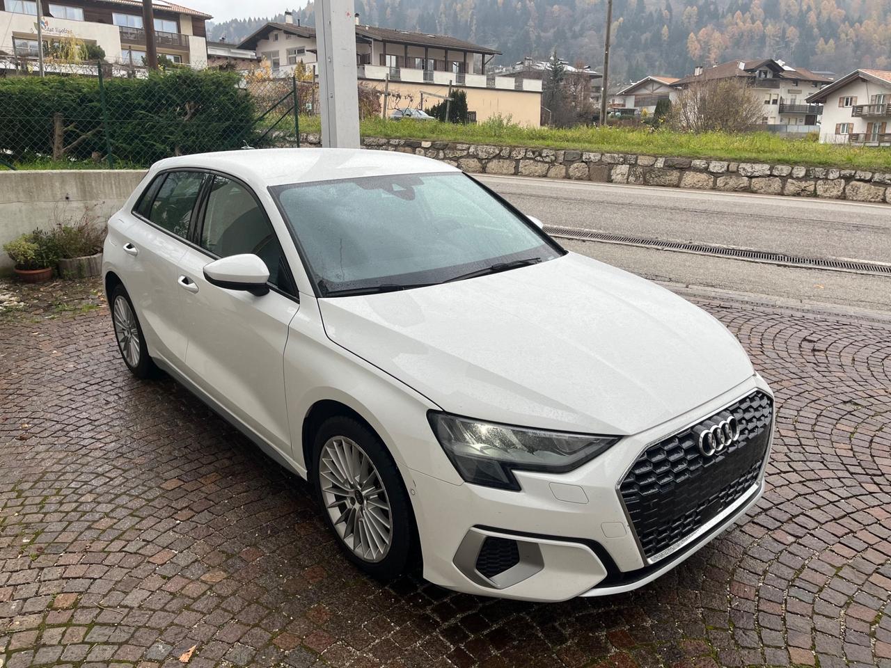 Audi A3 SPB 35 TFSI Business