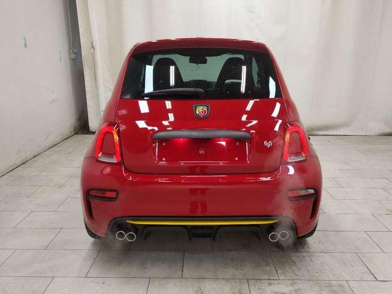 Abarth 695 1.4 t-jet 180cv