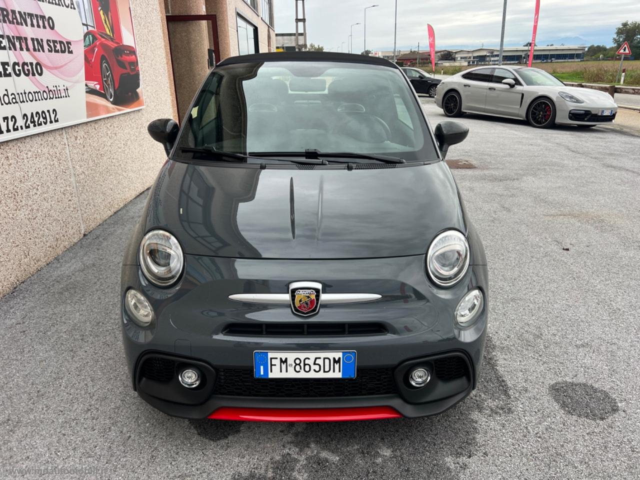 ABARTH 695 C 1.4 Turbo T-Jet XSR Yamaha Lim.Ed. AKRAPOVIC 051/695