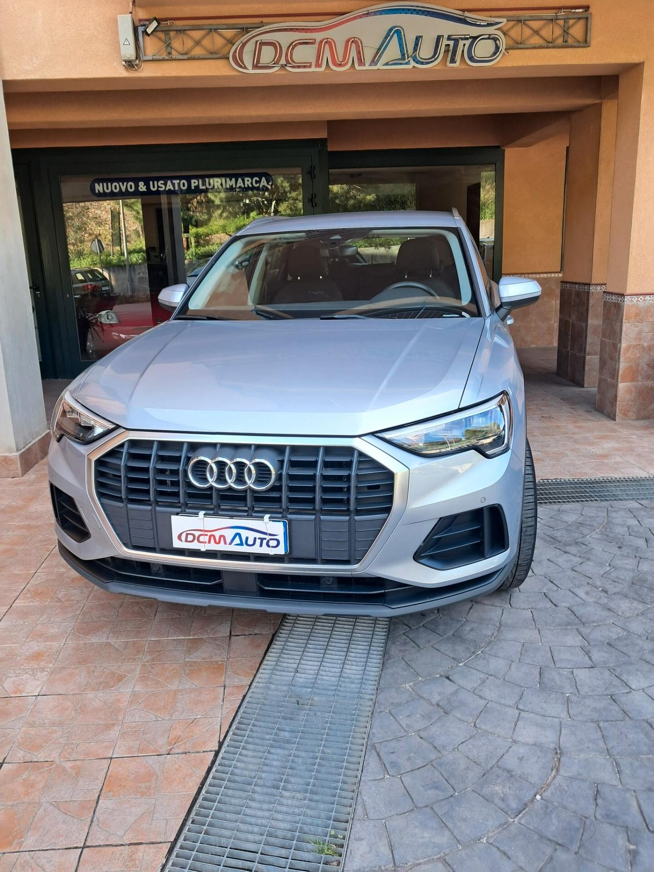 Audi Q3 35 TDI S tronic Business